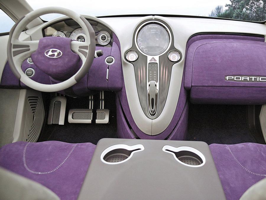  Hyundai Portico Concept 2005 года  (фото 3 из 23)